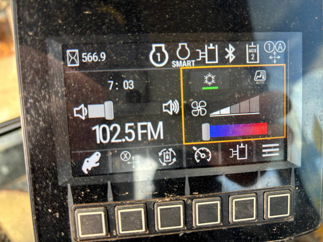 CAT 307.5 - Pelle sur chenille: photos 5 CAT 307.5 - Pelle sur chenille: photos 5