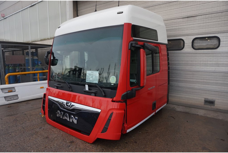 MAN F99L41 TGX XXL EURO6 81.60000-7925 - Cabine et intérieur pour Camion: photos 3 MAN F99L41 TGX XXL EURO6 81.60000-7925 - Cabine et intérieur pour Camion: photos 3