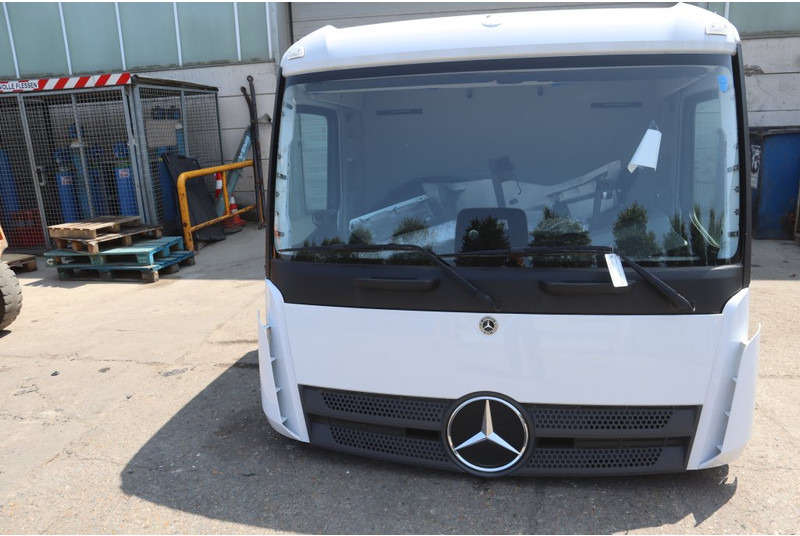 Mercedes-Benz AROCS M-CAB CLASSICSPACE 2.3M - Cabine et intérieur pour Camion: photos 1 Mercedes-Benz AROCS M-CAB CLASSICSPACE 2.3M - Cabine et intérieur pour Camion: photos 1