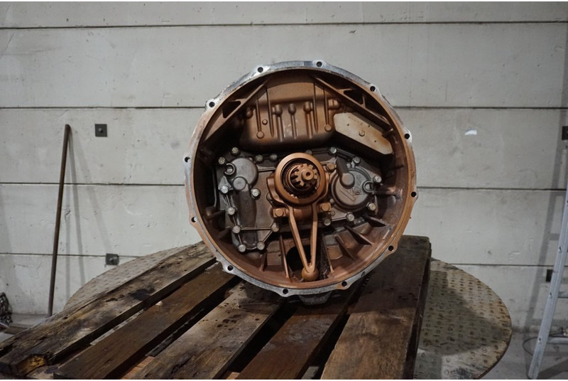 ZF 12AS2130DD TGS 81.32004-6396 - Boîte de vitesse pour Camion: photos 2 ZF 12AS2130DD TGS 81.32004-6396 - Boîte de vitesse pour Camion: photos 2