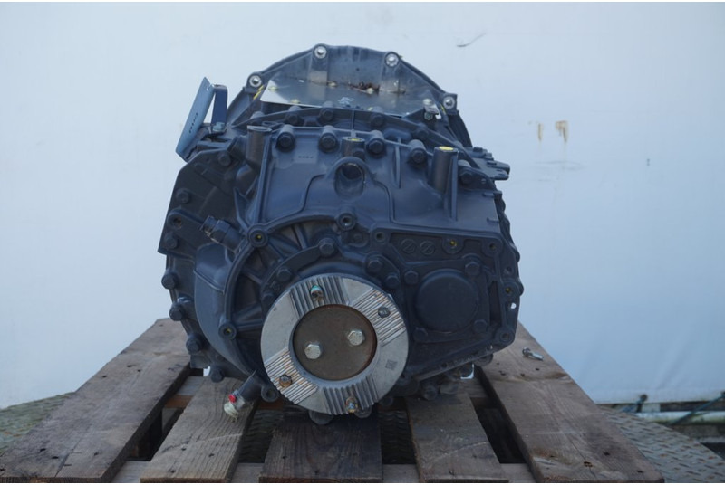 ZF 12AS2330DD TGS 81.32004-6397 - Boîte de vitesse pour Camion: photos 4 ZF 12AS2330DD TGS 81.32004-6397 - Boîte de vitesse pour Camion: photos 4