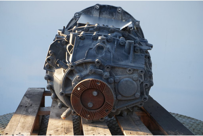 ZF 12AS2330DD TGX - Boîte de vitesse pour Camion: photos 4 ZF 12AS2330DD TGX - Boîte de vitesse pour Camion: photos 4