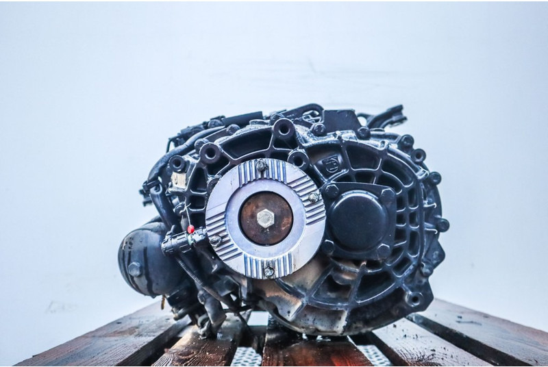 ZF 6AS800TO TGL EURO6 81.32004-6338 - Boîte de vitesse pour Camion: photos 4 ZF 6AS800TO TGL EURO6 81.32004-6338 - Boîte de vitesse pour Camion: photos 4