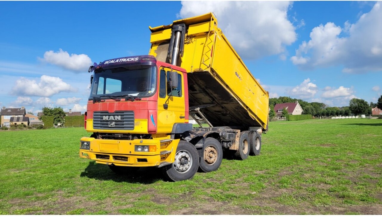 MAN 41.364 EURO 2 8X4 TIPPER SPRING/SPRING MANUAL GEARBOX - Camion benne: photos 1 MAN 41.364 EURO 2 8X4 TIPPER SPRING/SPRING MANUAL GEARBOX - Camion benne: photos 1