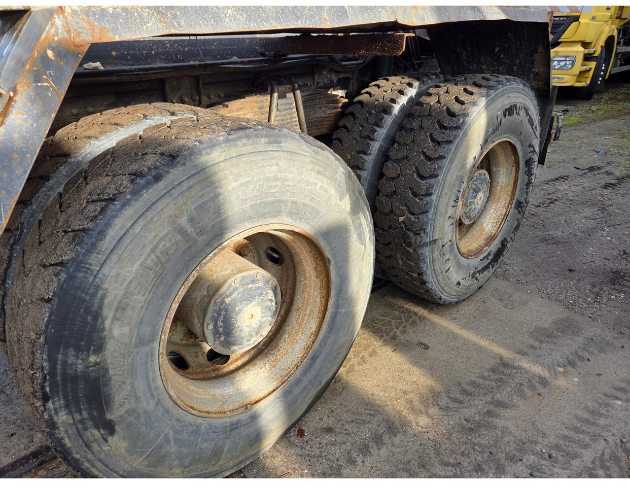 MAN FE 360 6X4 HOOKLIFT 6 CYL MANUAL GEARBOX - Camion ampliroll: photos 5 MAN FE 360 6X4 HOOKLIFT 6 CYL MANUAL GEARBOX - Camion ampliroll: photos 5