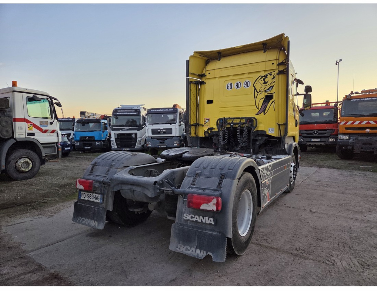 SCANIA R450 TRACTOR UNIT RETARDER STATIONARY AIR CONDITIONING HYDRAULIC Highline CR19 - Tracteur routier: photos 4 SCANIA R450 TRACTOR UNIT RETARDER STATIONARY AIR CONDITIONING HYDRAULIC Highline CR19 - Tracteur routier: photos 4