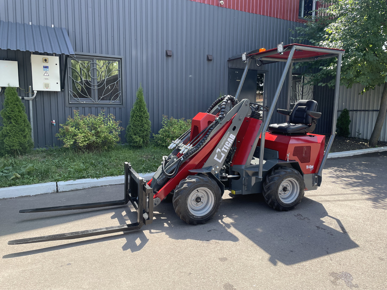 TICAB Multifunctional Mini Loader, Compact Wheel Loader, Manufacturer! - Chariot élévateur diesel: photos 4 TICAB Multifunctional Mini Loader, Compact Wheel Loader, Manufacturer! - Chariot élévateur diesel: photos 4