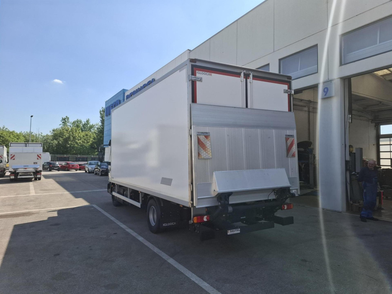 IVECO Eurocargo ML120EL21/P - Camion frigorifique: photos 4 IVECO Eurocargo ML120EL21/P - Camion frigorifique: photos 4