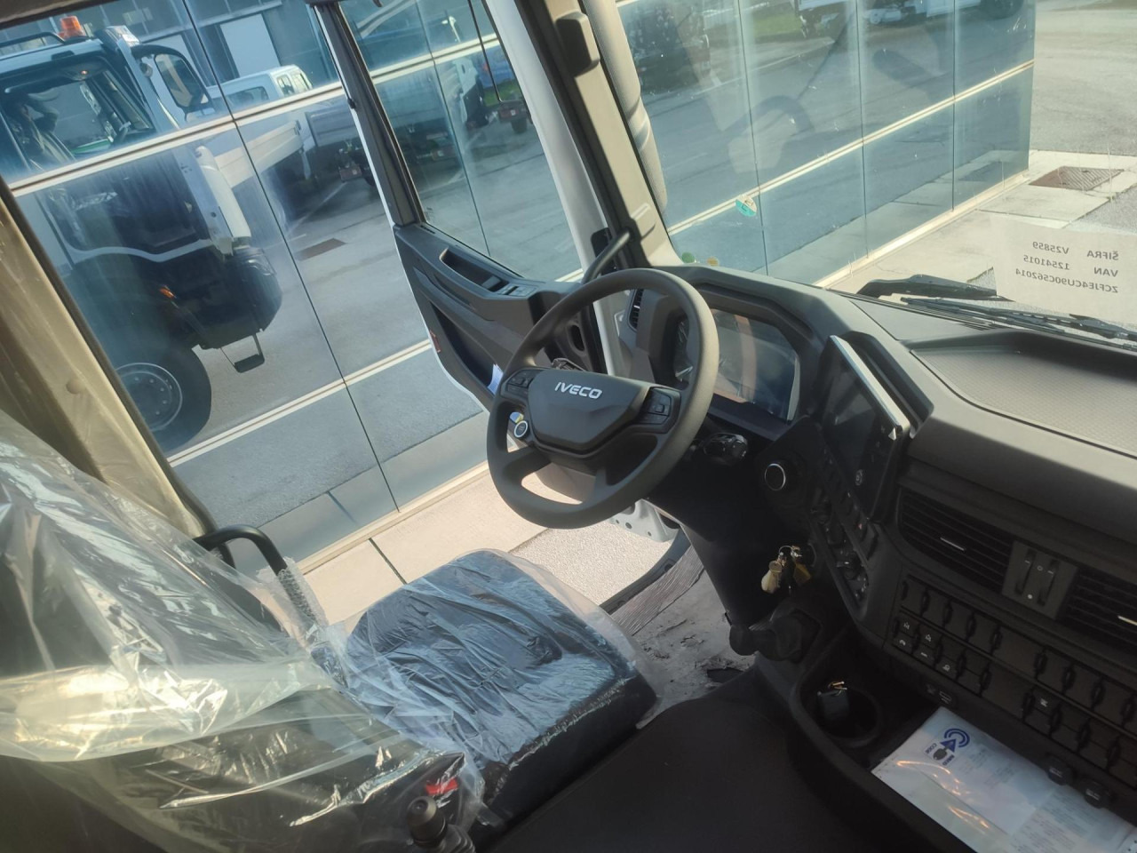 Camion benne IVECO T-Way AD410T50: photos 6