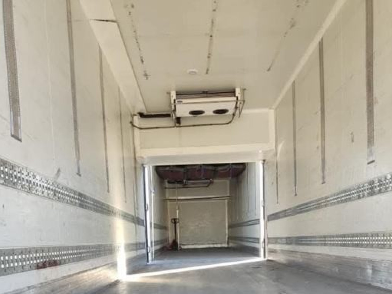 MERCEDES-BENZ Actros 25.480 - Utilitaire frigorifique: photos 4 MERCEDES-BENZ Actros 25.480 - Utilitaire frigorifique: photos 4