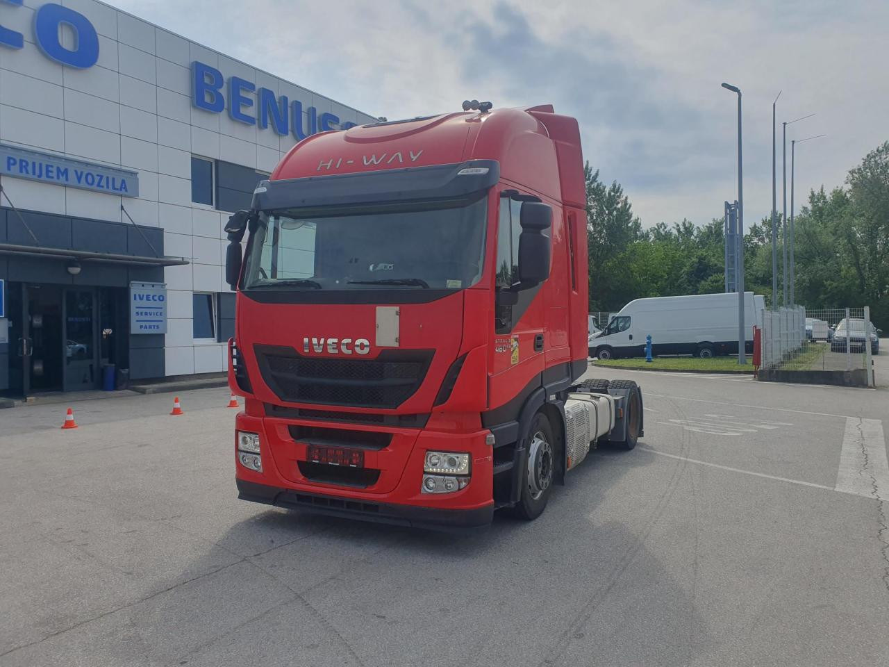 IVECO Stralis AS440S48T/FP-LT - Tracteur routier: photos 1 IVECO Stralis AS440S48T/FP-LT - Tracteur routier: photos 1