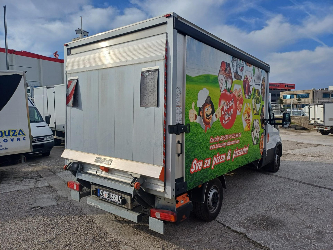 IVECO Daily 35S18H/P - Véhicule utilitaire: photos 5 IVECO Daily 35S18H/P - Véhicule utilitaire: photos 5