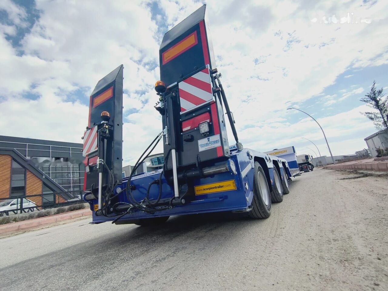 Scorpion Trailer 2024 SEMI TRAILER LOWBED - Semi-remorque surbaissé: photos 1 Scorpion Trailer 2024 SEMI TRAILER LOWBED - Semi-remorque surbaissé: photos 1