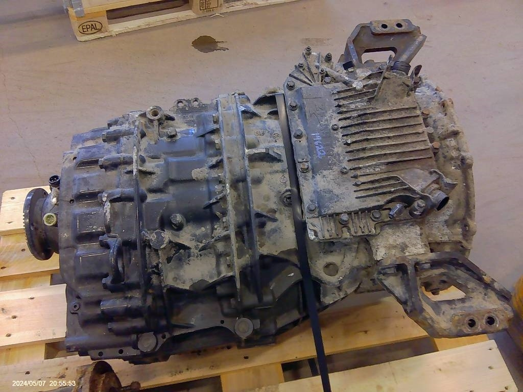 MAN TGM 26.340 - Boîte de vitesse pour Camion: photos 3 MAN TGM 26.340 - Boîte de vitesse pour Camion: photos 3