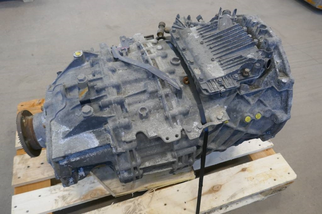 Växellåda ZF DAF XF 460 - Boîte de vitesse pour Camion: photos 2 Växellåda ZF DAF XF 460 - Boîte de vitesse pour Camion: photos 2