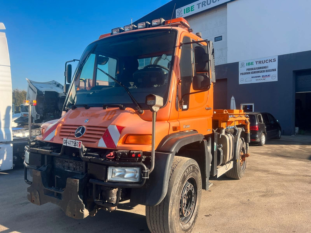 Unimog U500 4x4, Boeschungsmaehwerk Mulag - Camion: photos 2 Unimog U500 4x4, Boeschungsmaehwerk Mulag - Camion: photos 2