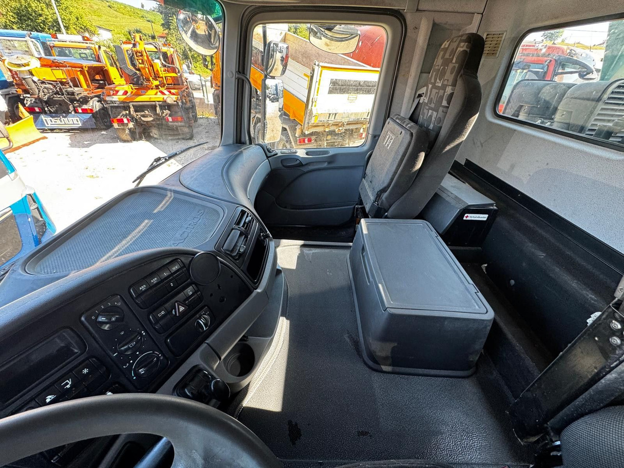Camion benne Mercedes-Benz Actros 4446 10x4, E5, MP2, EPS, Retarder: photos 17