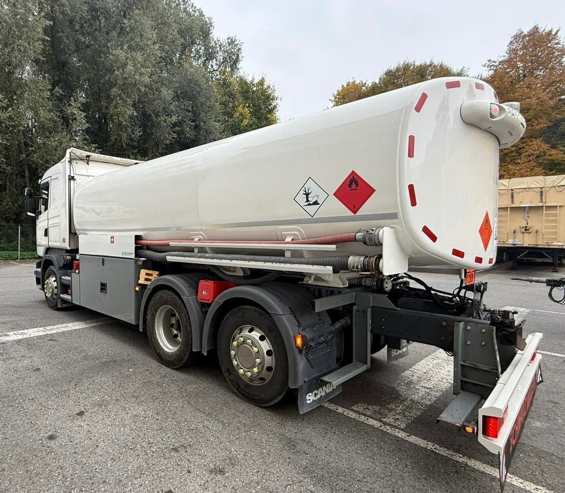 Scania R450 LB 6x2, ADR, E6,Schwarzmüller,Diesel/Benzin - Camion citerne: photos 5 Scania R450 LB 6x2, ADR, E6,Schwarzmüller,Diesel/Benzin - Camion citerne: photos 5