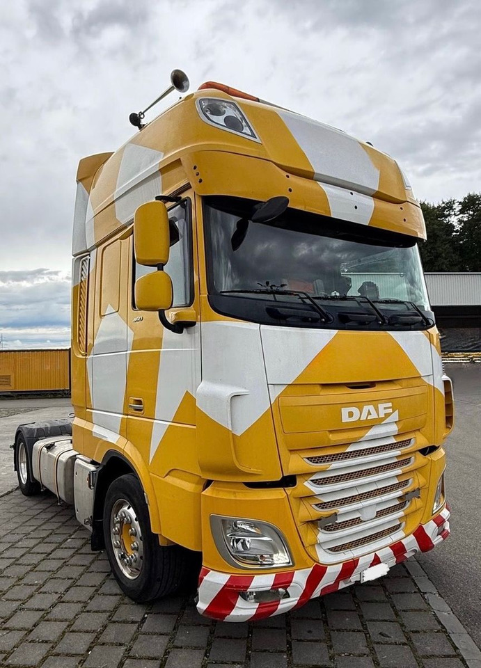 DAF XF460 4x2, Retarder, Euro 6, ALU Felgen - Tracteur routier: photos 2 DAF XF460 4x2, Retarder, Euro 6, ALU Felgen - Tracteur routier: photos 2