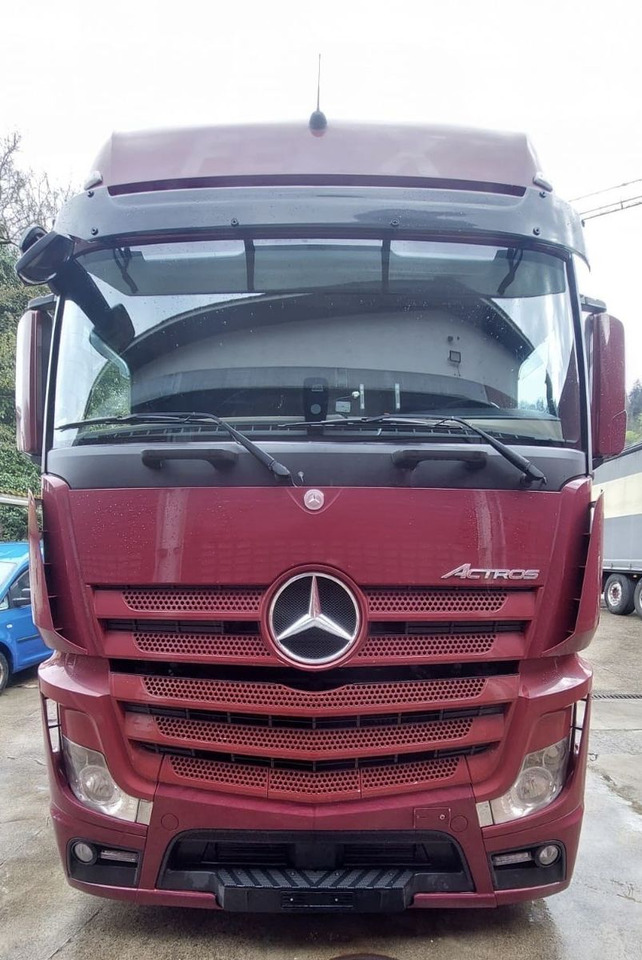 Mercedes-Benz Actros 1848 4x2, E6,Lowliner,verstellbare Sattel - Tracteur routier: photos 2 Mercedes-Benz Actros 1848 4x2, E6,Lowliner,verstellbare Sattel - Tracteur routier: photos 2
