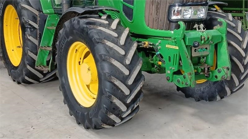 John Deere 7530 - Tracteur agricole: photos 3 John Deere 7530 - Tracteur agricole: photos 3
