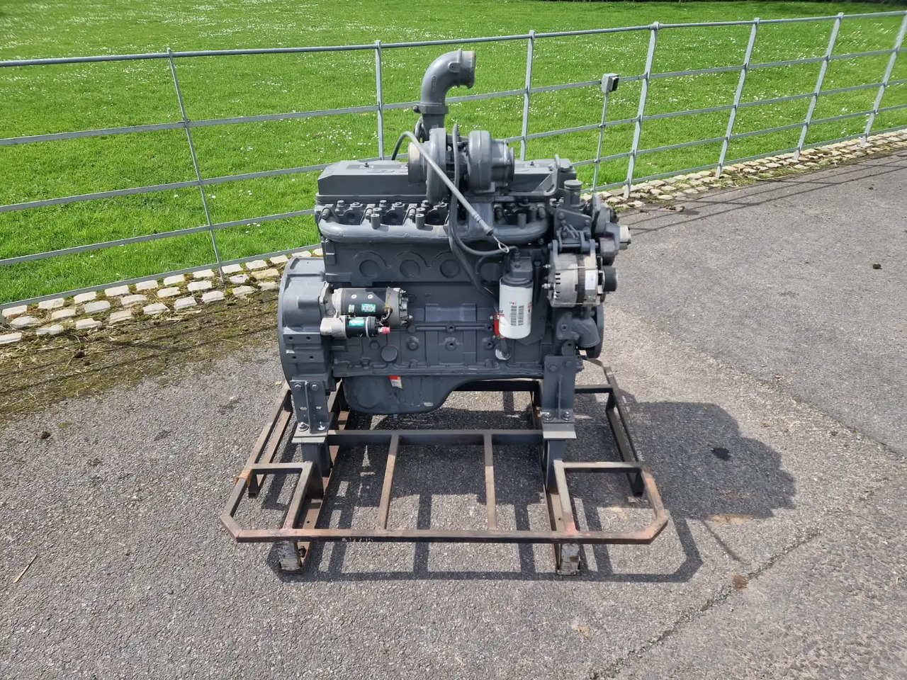 Cummins CPL3900 6BTA Engine 5.9 litre - Moteur pour Engins de chantier: photos 2 Cummins CPL3900 6BTA Engine 5.9 litre - Moteur pour Engins de chantier: photos 2