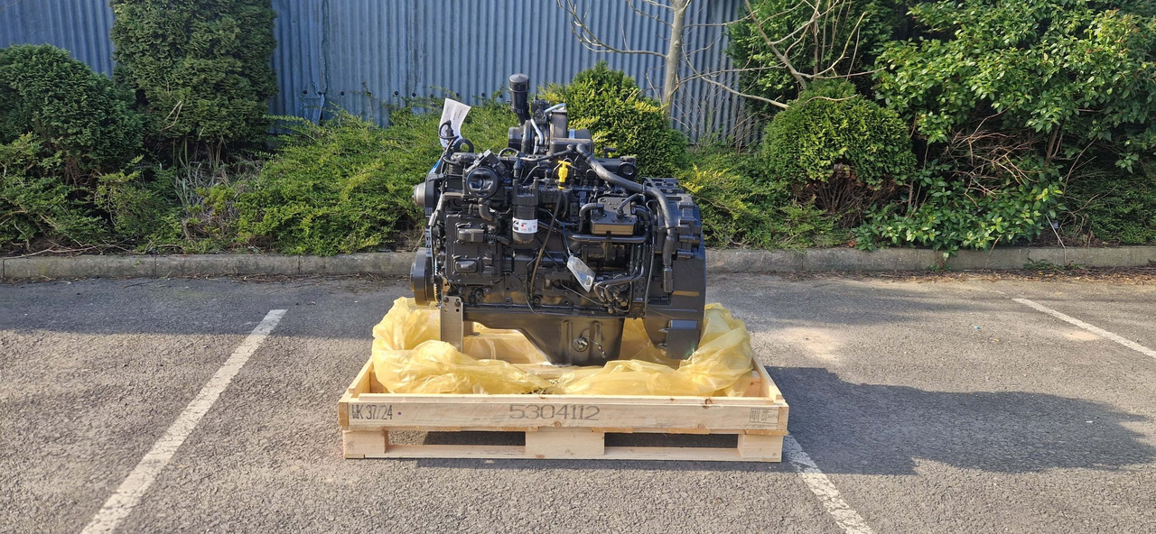 Cummins QSB 6.7 engine unused 6 cylinder CM2450 ECU - Moteur pour Engins de chantier: photos 2 Cummins QSB 6.7 engine unused 6 cylinder CM2450 ECU - Moteur pour Engins de chantier: photos 2