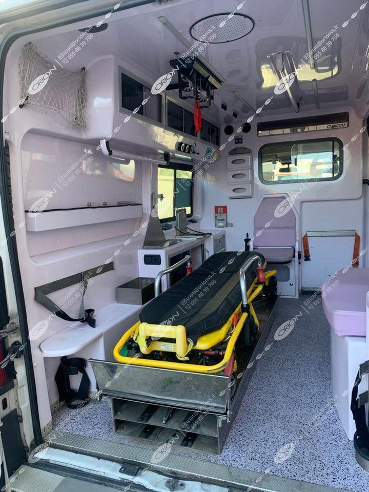 ORION FIAT 290 DUCATO - Ambulance: photos 3 ORION FIAT 290 DUCATO - Ambulance: photos 3