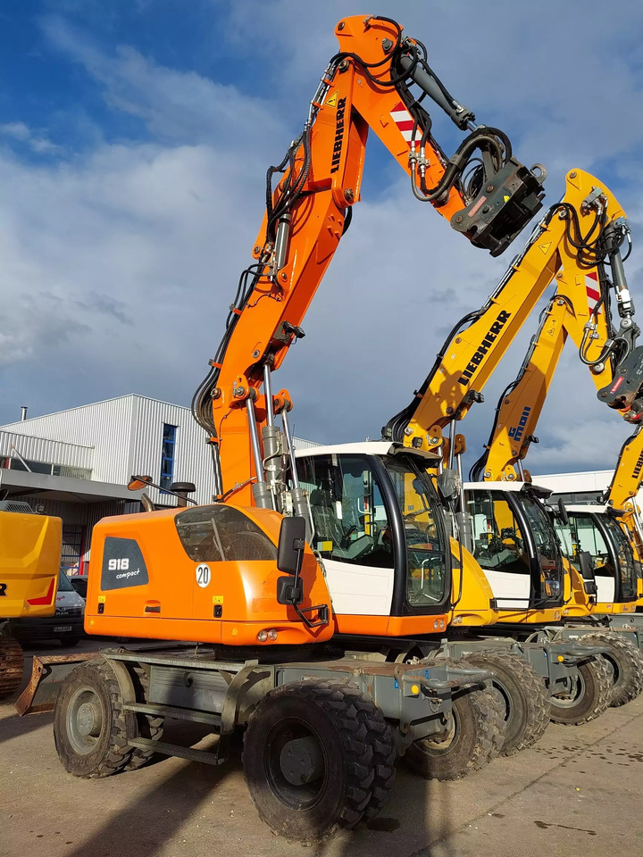 2014 Liebherr A 918Compact - Pelle sur pneus: photos 2 2014 Liebherr A 918Compact - Pelle sur pneus: photos 2