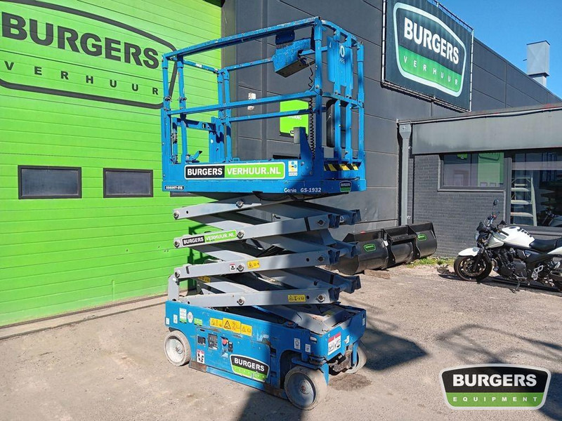 Genie GS-1932 - Nacelle ciseaux: photos 2 Genie GS-1932 - Nacelle ciseaux: photos 2