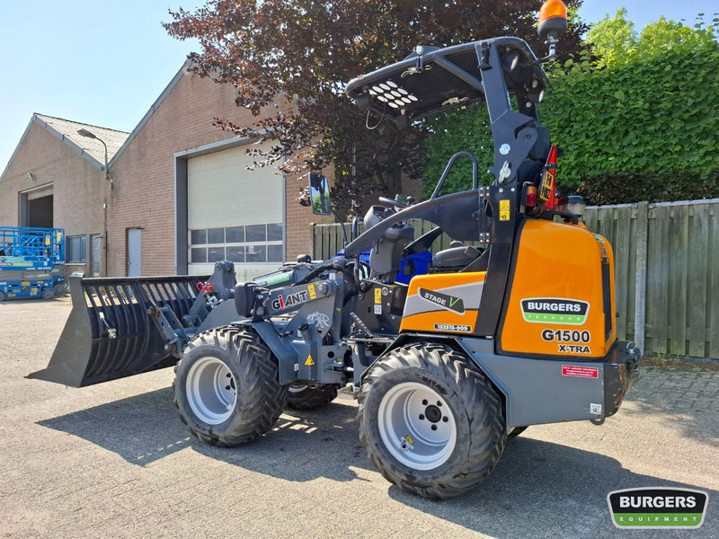 Giant G1500 X-TRA - Chargeuse compacte sur chenilles: photos 4 Giant G1500 X-TRA - Chargeuse compacte sur chenilles: photos 4