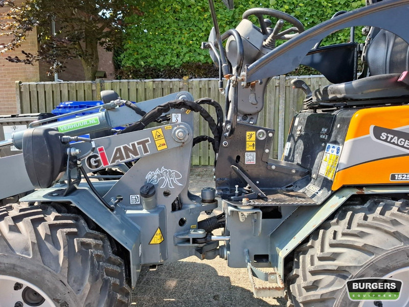 Giant G1500 X-TRA - Chargeuse compacte sur chenilles: photos 5 Giant G1500 X-TRA - Chargeuse compacte sur chenilles: photos 5