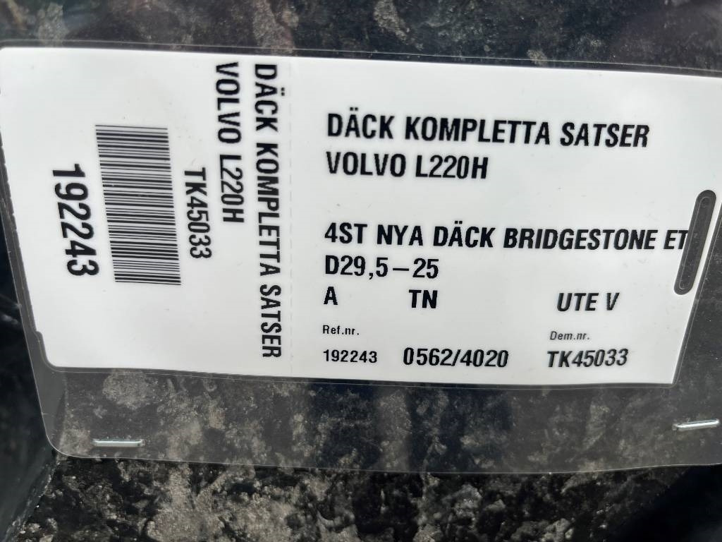 Bridgestone 29,5R25 Nya däck New Tyre - Roue complète: photos 3 Bridgestone 29,5R25 Nya däck New Tyre - Roue complète: photos 3