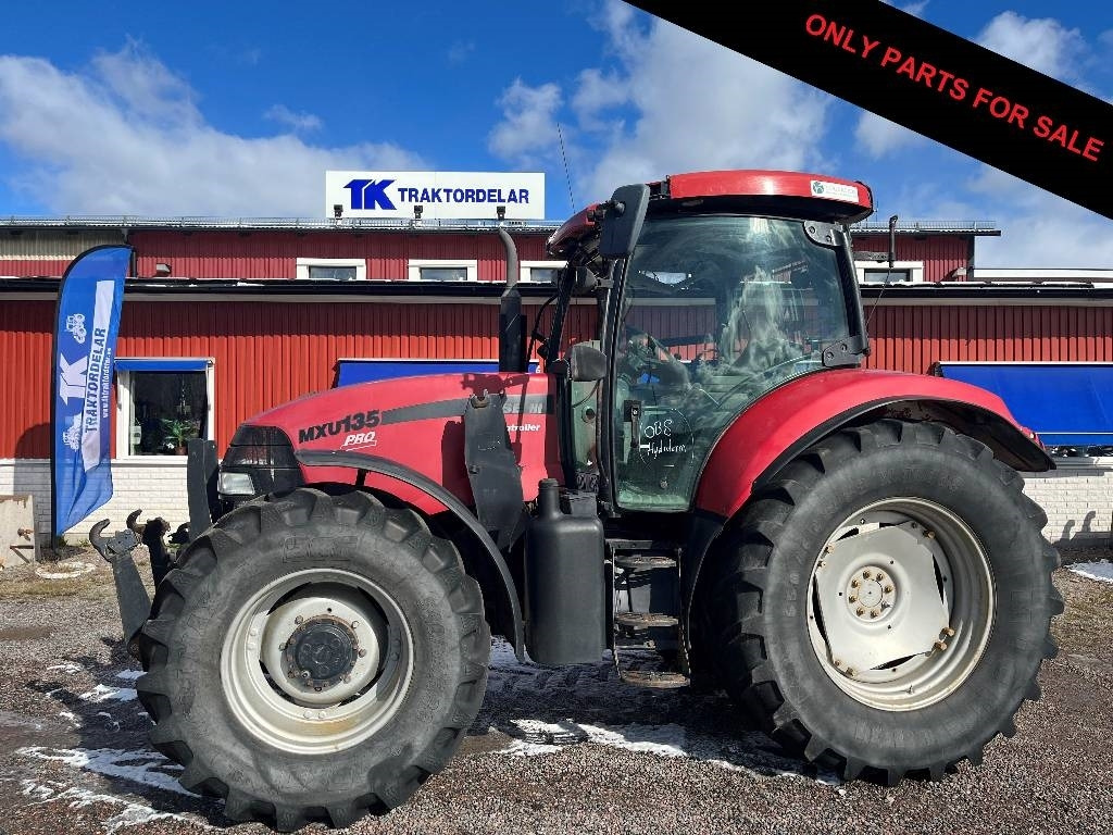 Case IH MXU 135 dismantled: only spare parts - Tracteur agricole: photos 1 Case IH MXU 135 dismantled: only spare parts - Tracteur agricole: photos 1