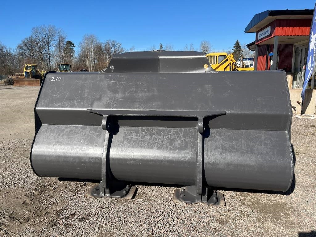 Grusskopa Volvo 93872 Volvo Bucket - Godet pour Engins de chantier: photos 2 Grusskopa Volvo 93872 Volvo Bucket - Godet pour Engins de chantier: photos 2