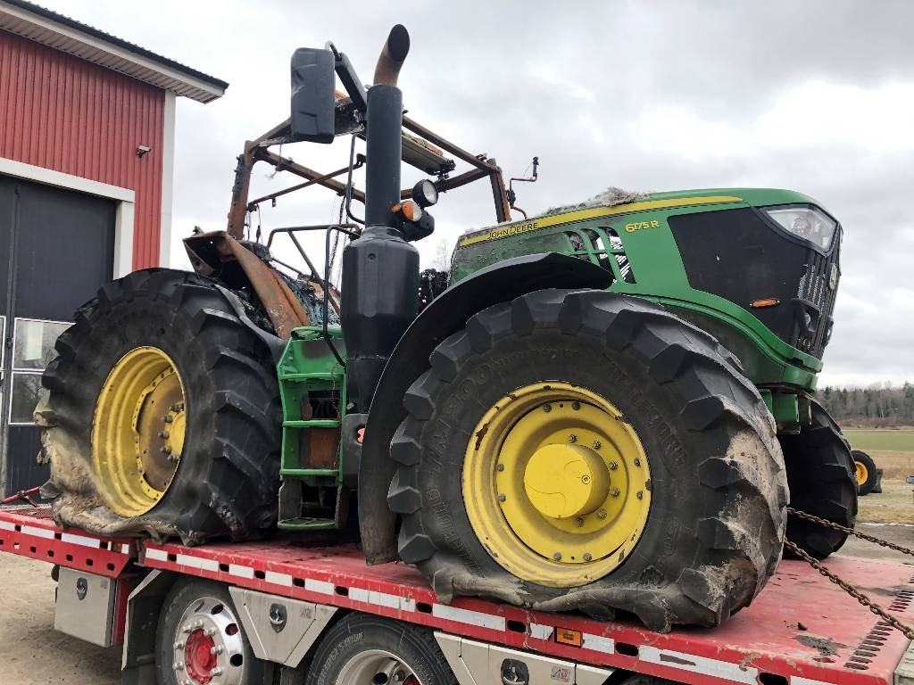 John Deere 6175 R Dismantled: only spare parts - Tracteur agricole: photos 1 John Deere 6175 R Dismantled: only spare parts - Tracteur agricole: photos 1