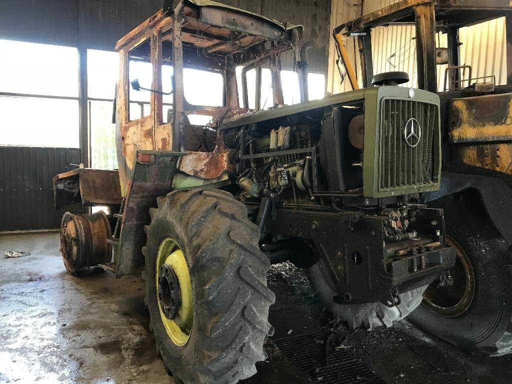 Mercedes-Benz MB Trac 1000 Dismantled for spare parts - Tracteur agricole: photos 1 Mercedes-Benz MB Trac 1000 Dismantled for spare parts - Tracteur agricole: photos 1