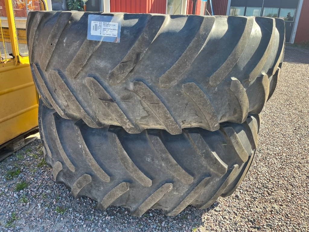 Michelin 650/65-42 hjul till Case MXM190 - Pneu pour Machine agricole: photos 1 Michelin 650/65-42 hjul till Case MXM190 - Pneu pour Machine agricole: photos 1