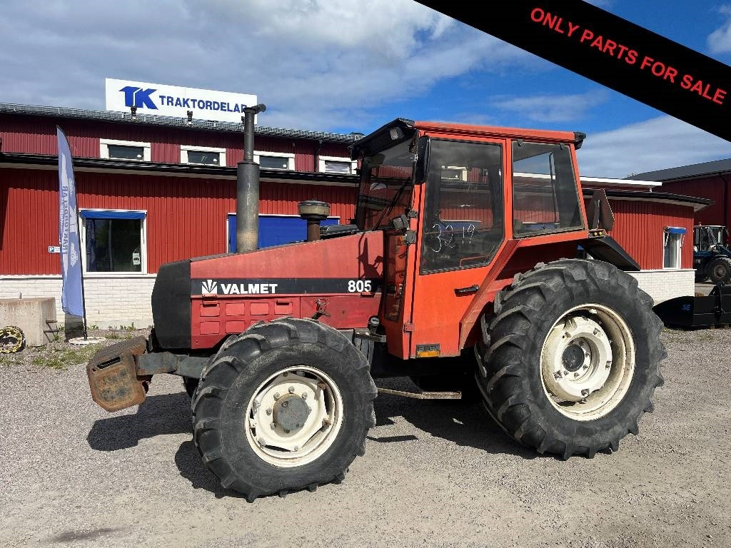 Valtra Valmet 805 Dismantled. Only specific spare parts - Tracteur agricole: photos 1 Valtra Valmet 805 Dismantled. Only specific spare parts - Tracteur agricole: photos 1