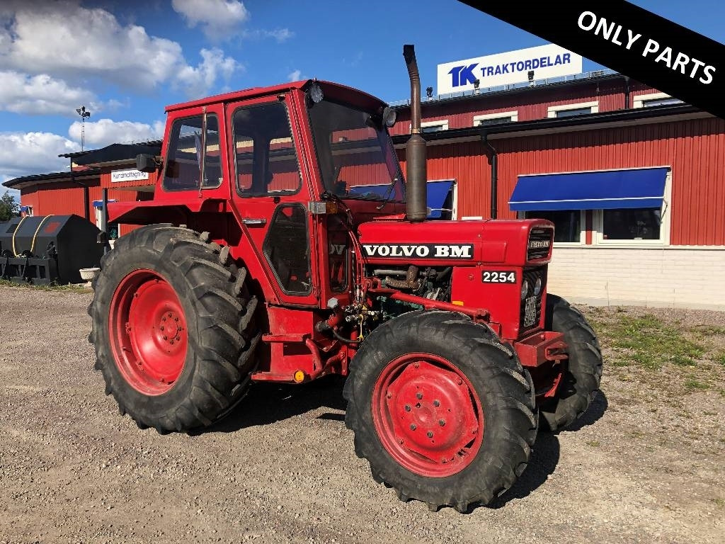 Volvo BM 2254 Dismantled: only spare parts - Tracteur agricole: photos 1 Volvo BM 2254 Dismantled: only spare parts - Tracteur agricole: photos 1
