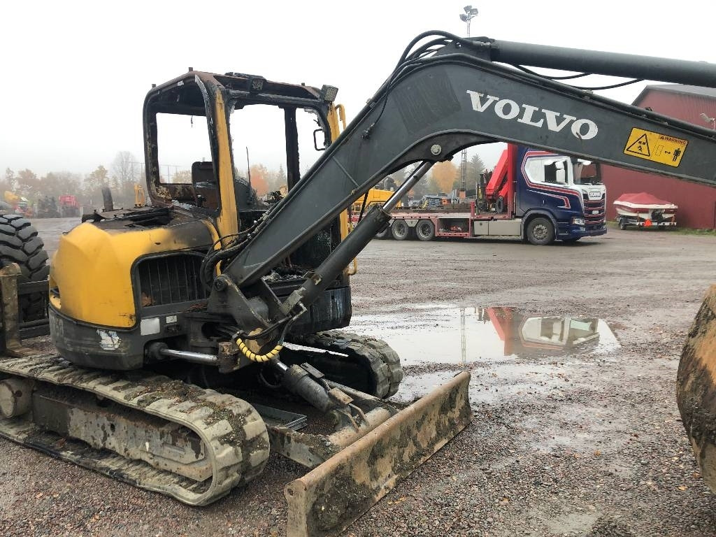 Volvo ECR 58 Dismantled: only spare parts - Mini pelle: photos 1 Volvo ECR 58 Dismantled: only spare parts - Mini pelle: photos 1
