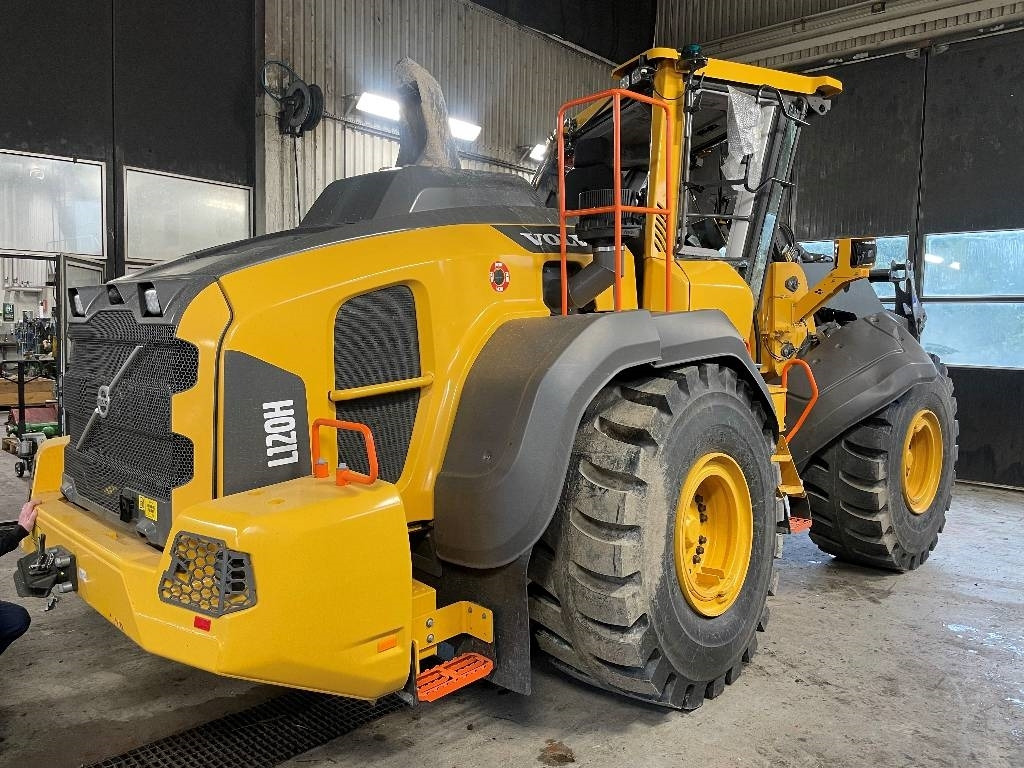 Volvo L 120 H - Chargeuse sur pneus: photos 4 Volvo L 120 H - Chargeuse sur pneus: photos 4