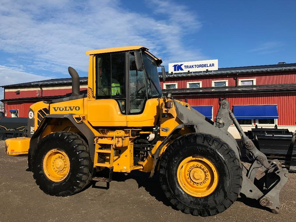Volvo L 70 F dismantled for spare parts - Chargeuse sur pneus: photos 1 Volvo L 70 F dismantled for spare parts - Chargeuse sur pneus: photos 1