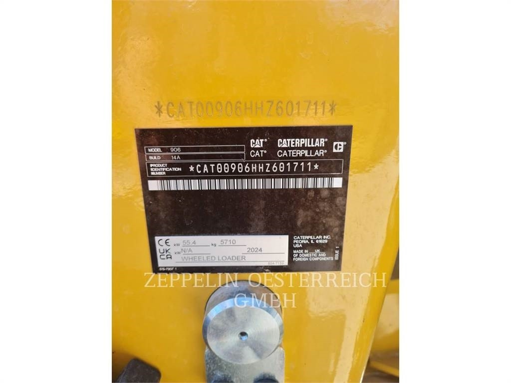 Chargeuse sur pneus CAT 906-14: photos 6