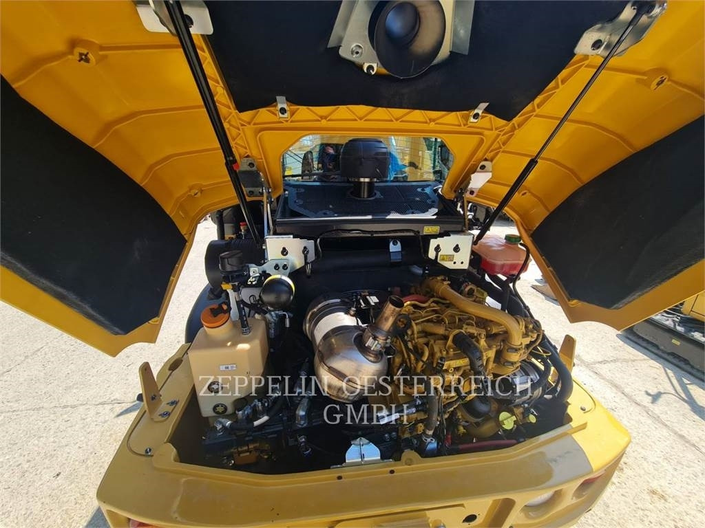 Chargeuse sur pneus CAT 906-14: photos 7