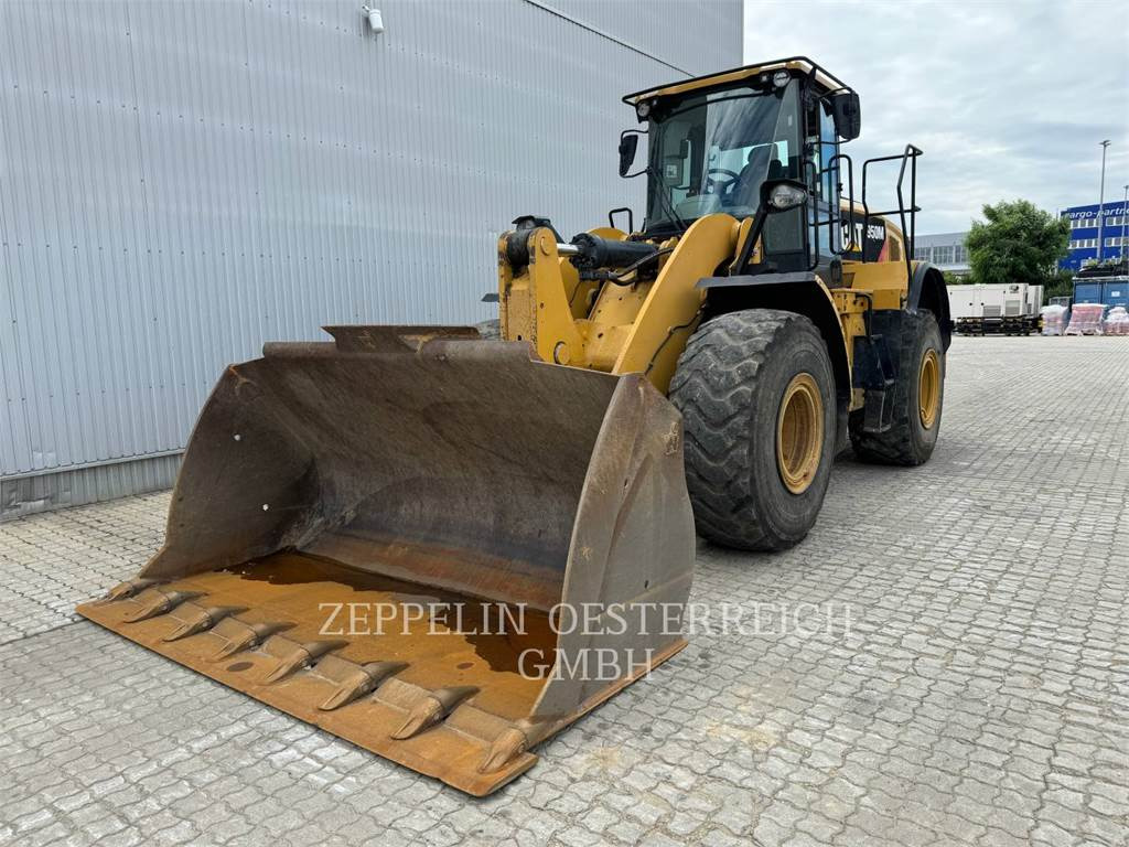 CAT 950M - Chargeuse sur pneus: photos 1 CAT 950M - Chargeuse sur pneus: photos 1