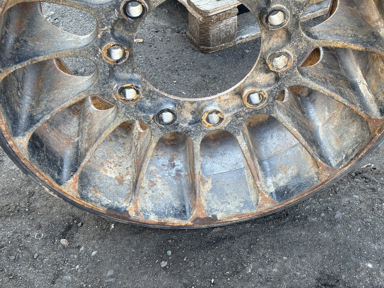 CASE STEIGER Koło gąsienicy Quadtrac 47487682C - Chenille pour Engins de chantier: photos 3 CASE STEIGER Koło gąsienicy Quadtrac 47487682C - Chenille pour Engins de chantier: photos 3
