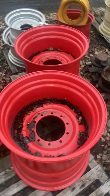 Claas Lexion 500 / 600 / 700 800/65R32 Felgi - Jante pour Machine agricole: photos 4 Claas Lexion 500 / 600 / 700 800/65R32 Felgi - Jante pour Machine agricole: photos 4