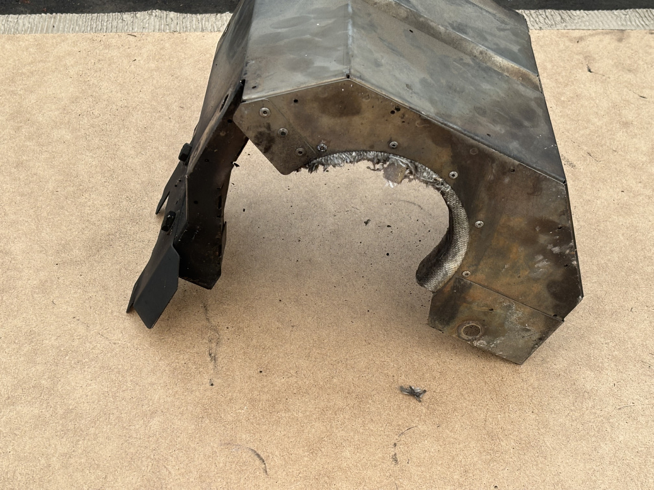 Claas Lexion 780 Osłona Obudowa Maska 00 0781 219 0  00 0781 226 0   0007812190   0007812260 - Capot pour Moissonneuse-batteuse: photos 2 Claas Lexion 780 Osłona Obudowa Maska 00 0781 219 0  00 0781 226 0   0007812190   0007812260 - Capot pour Moissonneuse-batteuse: photos 2