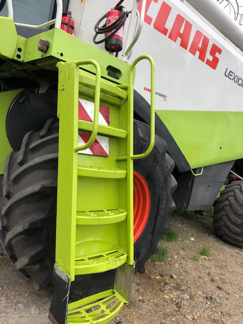Claas Lexion Schody - Marchepied pour Moissonneuse-batteuse: photos 1 Claas Lexion Schody - Marchepied pour Moissonneuse-batteuse: photos 1